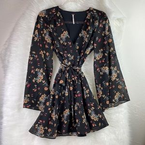 Free People Black Floral Flow Cross V-Neck Dress XS